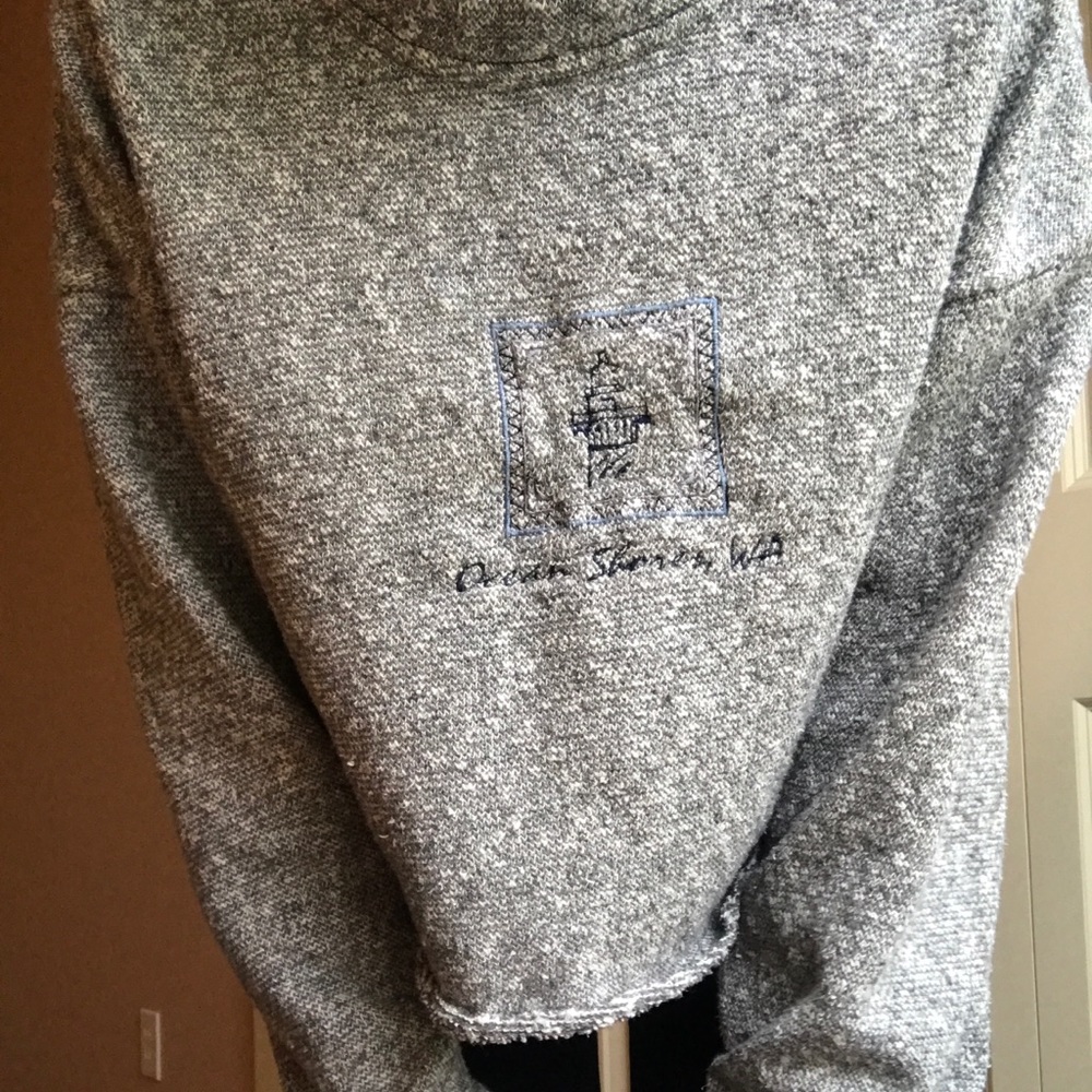 Cropped Sweatshirt!